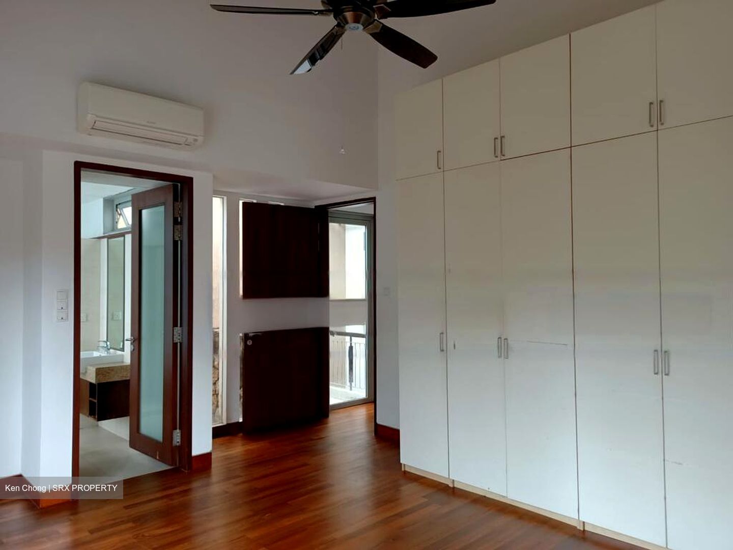 Harbourfront Avenue (D4), Terrace #483909291